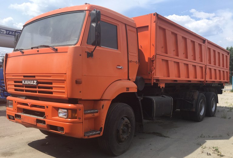 КАМАЗ 6520